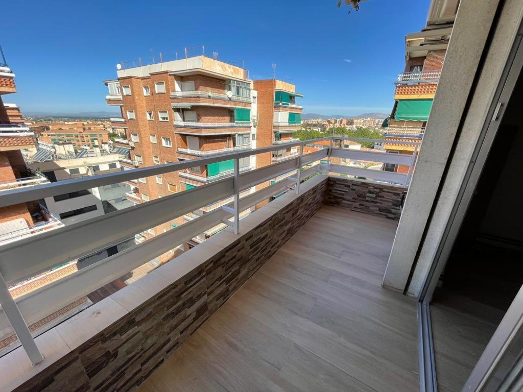 Precioso Apartamento. Buenas Vistas Y Tranquilidad Apartman Granada Kültér fotó